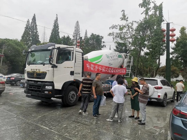 訂單不斷 精彩不停|中集凌宇國(guó)六輕量化攪拌車(chē)巡展——都江堰站
